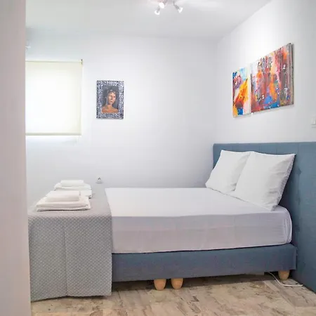 Areopolis Art Apartment *